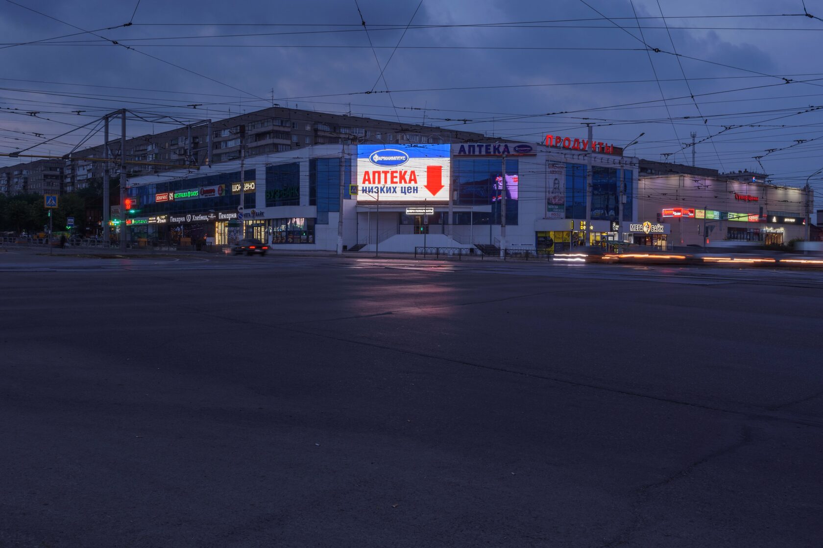 Медиафасад ТЦ Мост