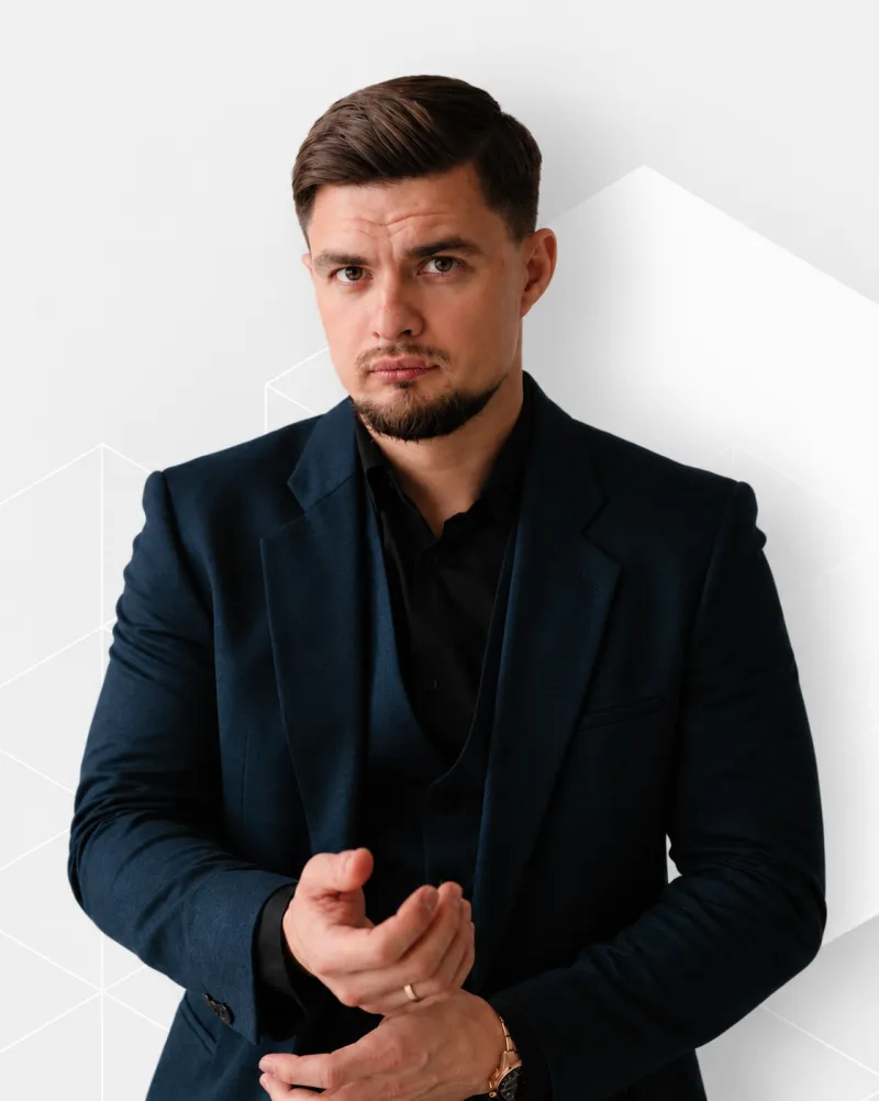 Антон Молчанов
